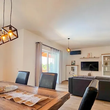 Casa Gojtan Holiday home *